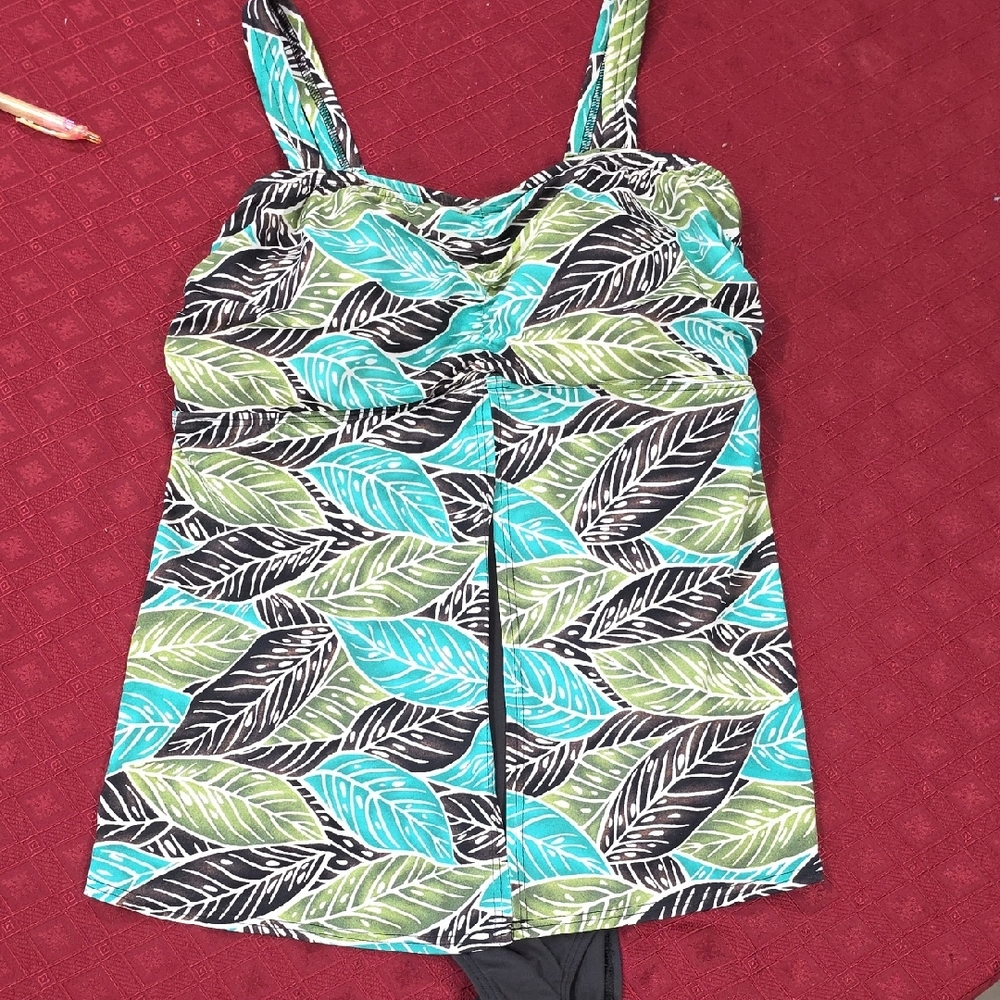 Leaf Print Women's Swimsuite